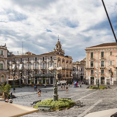 La Suite Di Piazza Dell'Universita Катания Экстерьер фото