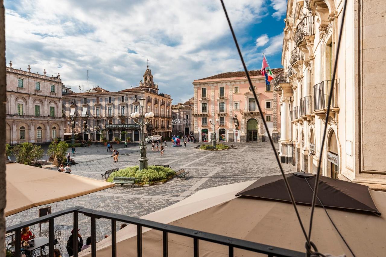 La Suite Di Piazza Dell'Universita Катания Экстерьер фото