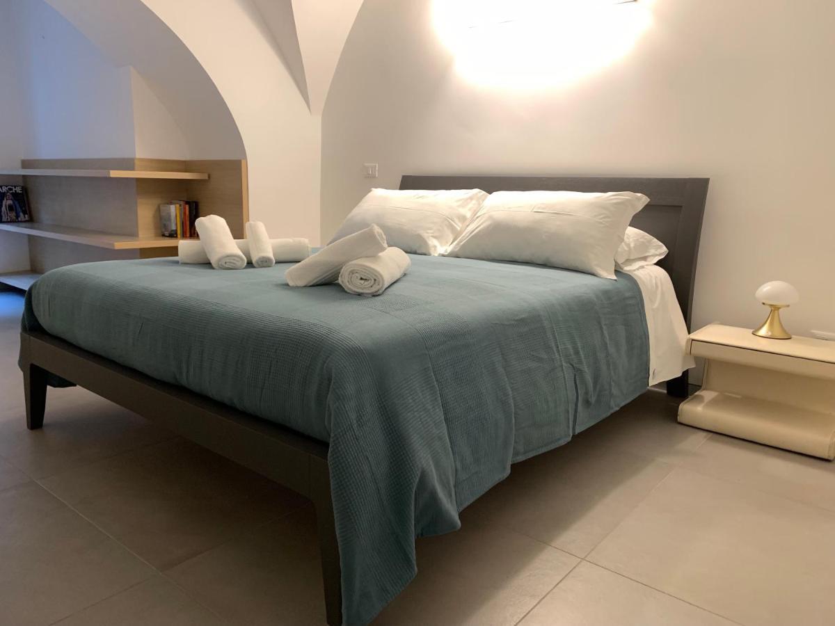 La Suite Di Piazza Dell'Universita Катания Экстерьер фото